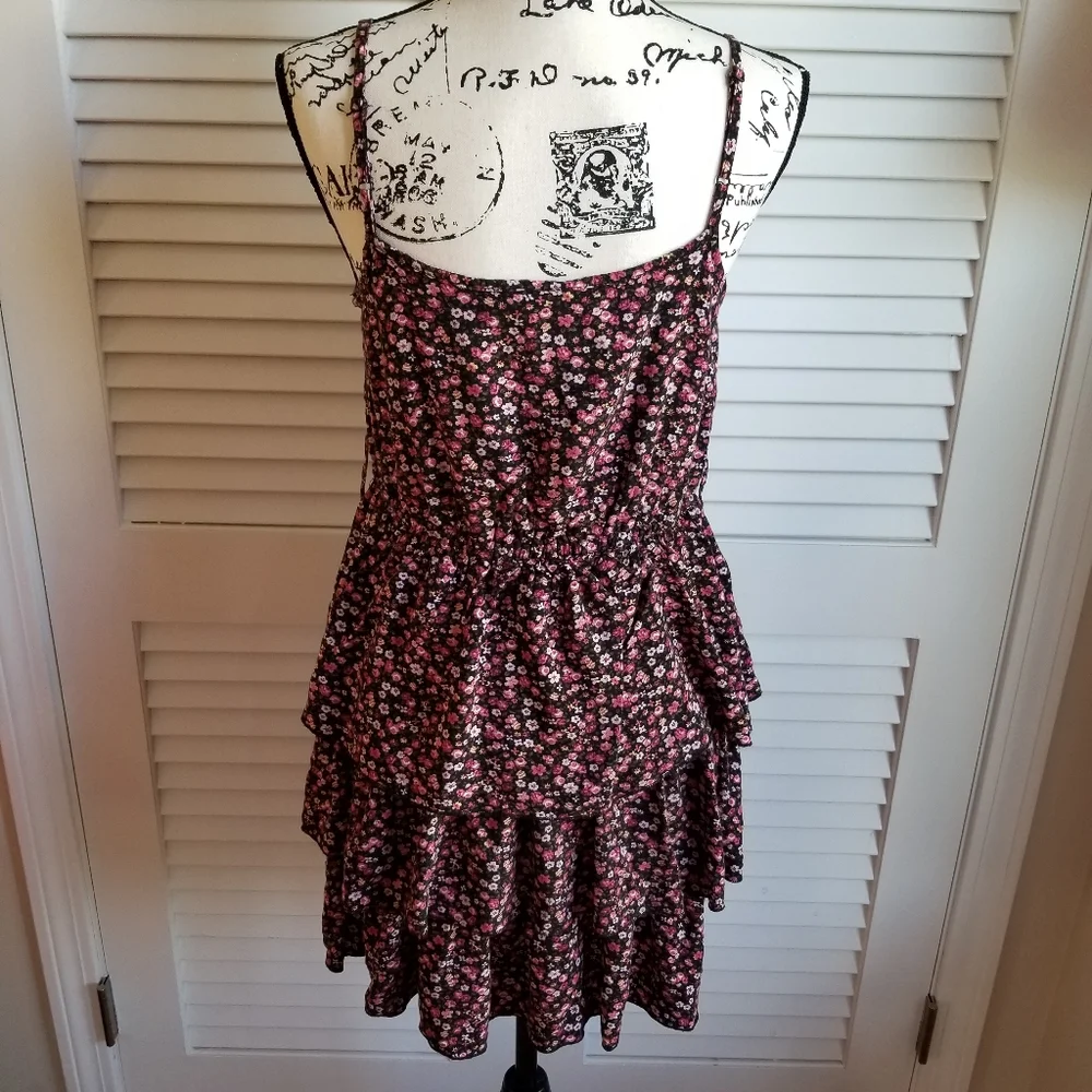 PASSPORT Floral Ruffle Mini Dress SIZE L. - Picture 4 of 16